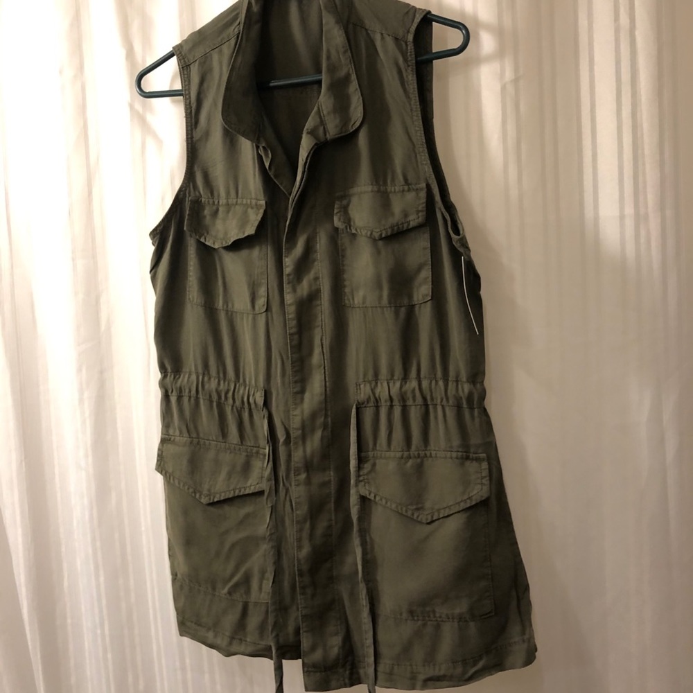 Mission Utility Vest - Picture 3 of 4